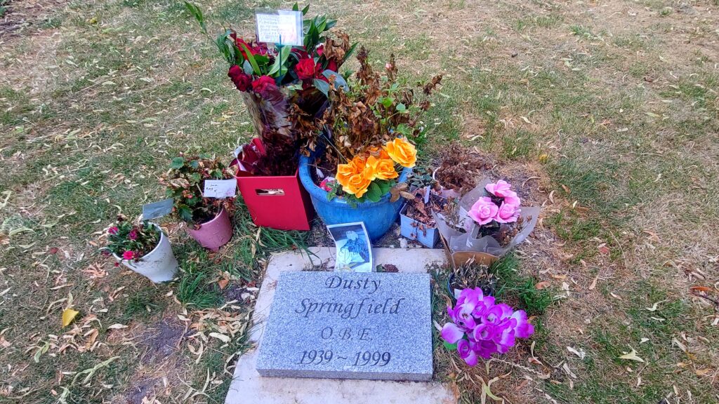 Dusty Springfield's grave in Henley-on-Thames - photo by Mark Percy